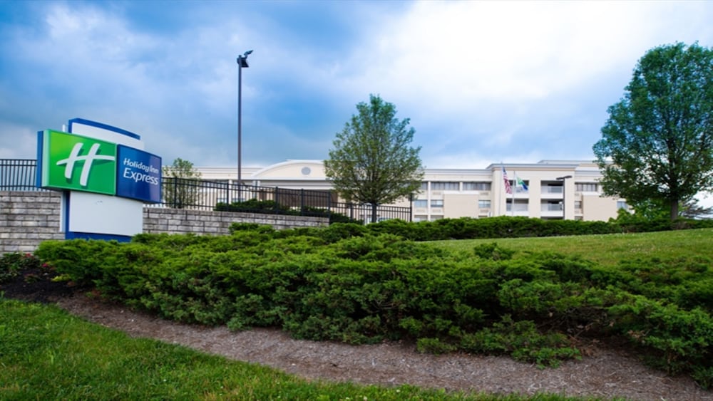 Holiday Inn Express West Cincinnati by IHG - photo 58