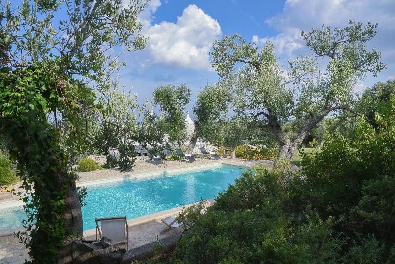 Trulli Li Serre - last minute hotel in Ostuni