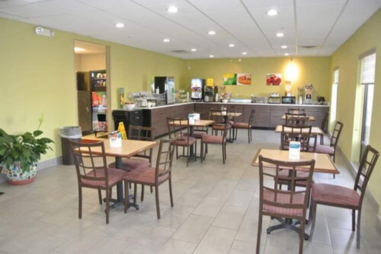 Quality Inn & Suites Arnold St Louis - photo 13