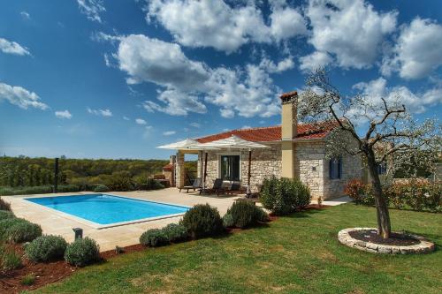 Villa Flores in Bale bei Rovinj in Bale, Croatia