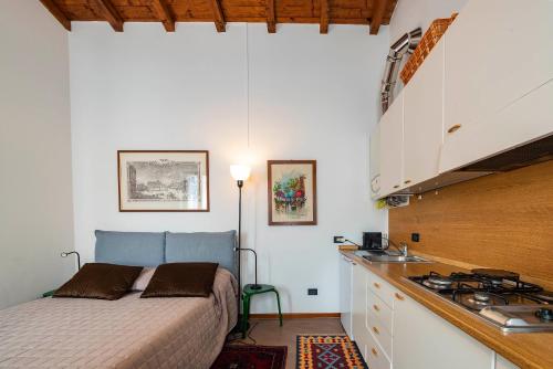 Italianflat Verona Arches Studio Flat — 4-Star Luxury Hotel in Verona, Italy