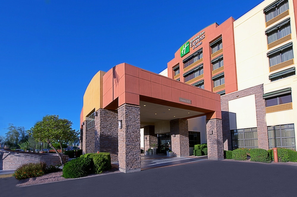 Holiday Inn Express & Suites Tempe by IHG — hotel in Tempe