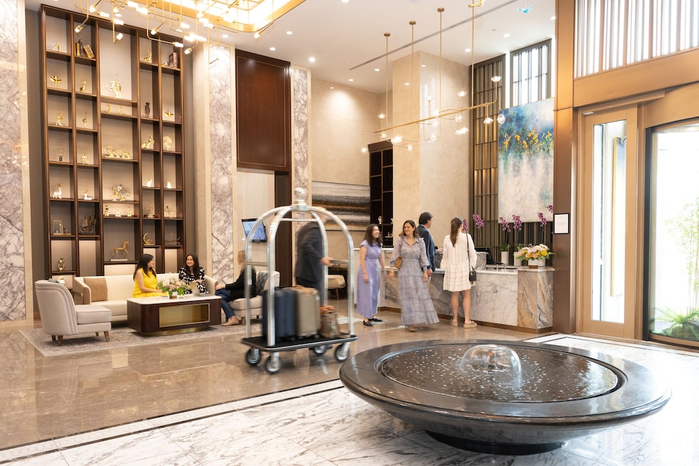 Blossom Hotel Houston Curio Collection by Hilton - photo 6