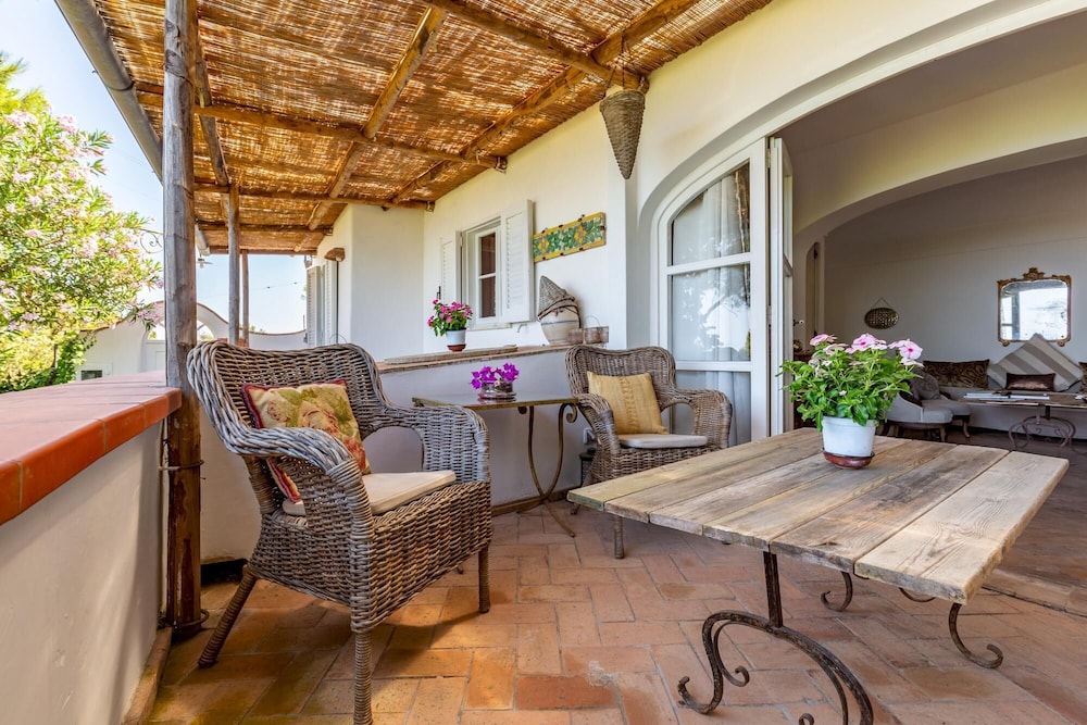 Capri Suites De Charme By Napoliapartments in Anacapri, Italy