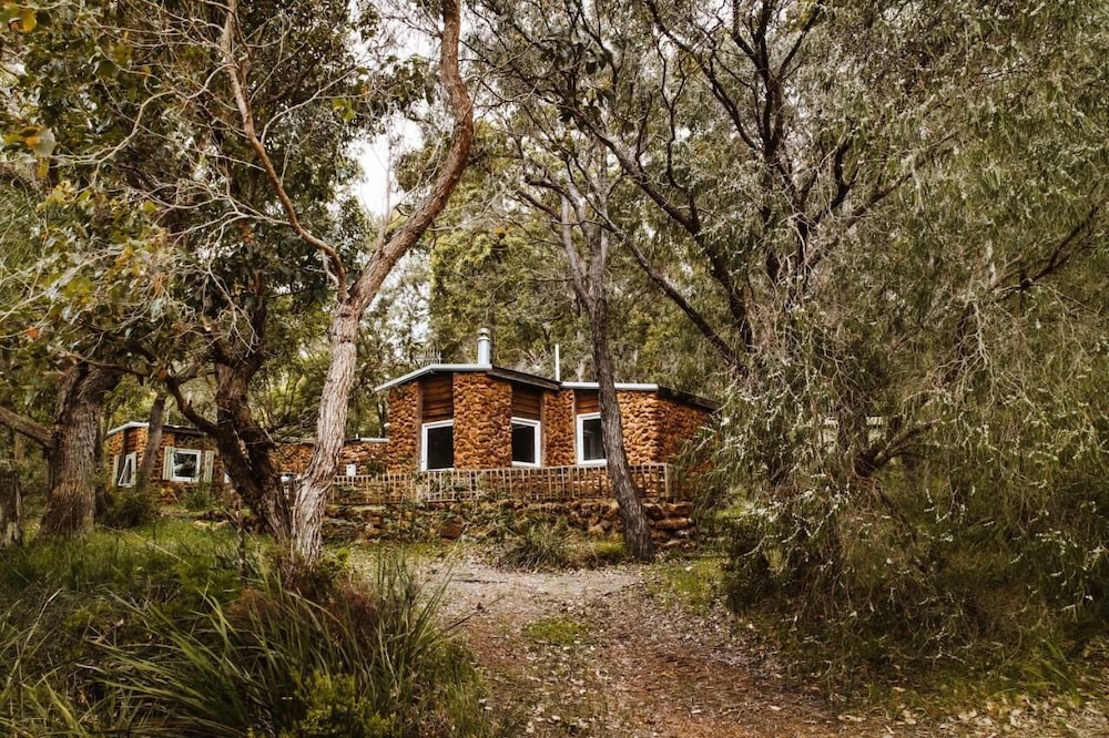 Gum Grove Chalets in Denmark, Australia