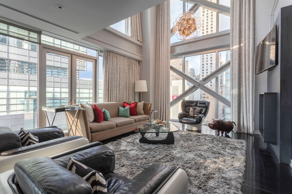 6 Columbus Central Park Hotel — 4-Star Luxury Hotel in New York City, United States