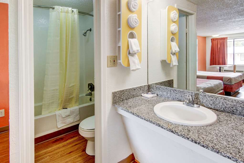 Motel 6 Union City GA Atlanta Airport - photo 24