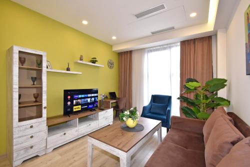 Home4you Apartments on Koghbatsi — 4-Star Luxury Hotel in Yerevan, Armenia