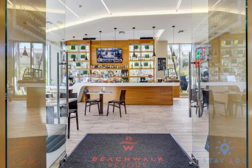 Amazing Studio Spectacular Amenities Near Beach - photo 17