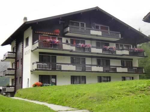 Amor Lodge — 4-Star Luxury Hotel in Saas-Fee, Switzerland