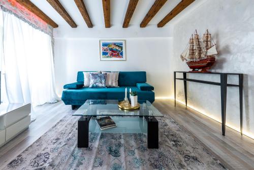 Apartment 4 You