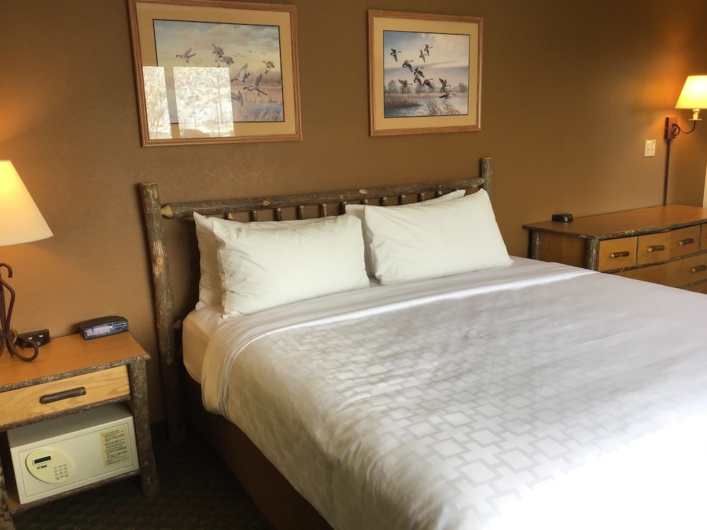 AmericInn by Wyndham Cody - photo 25