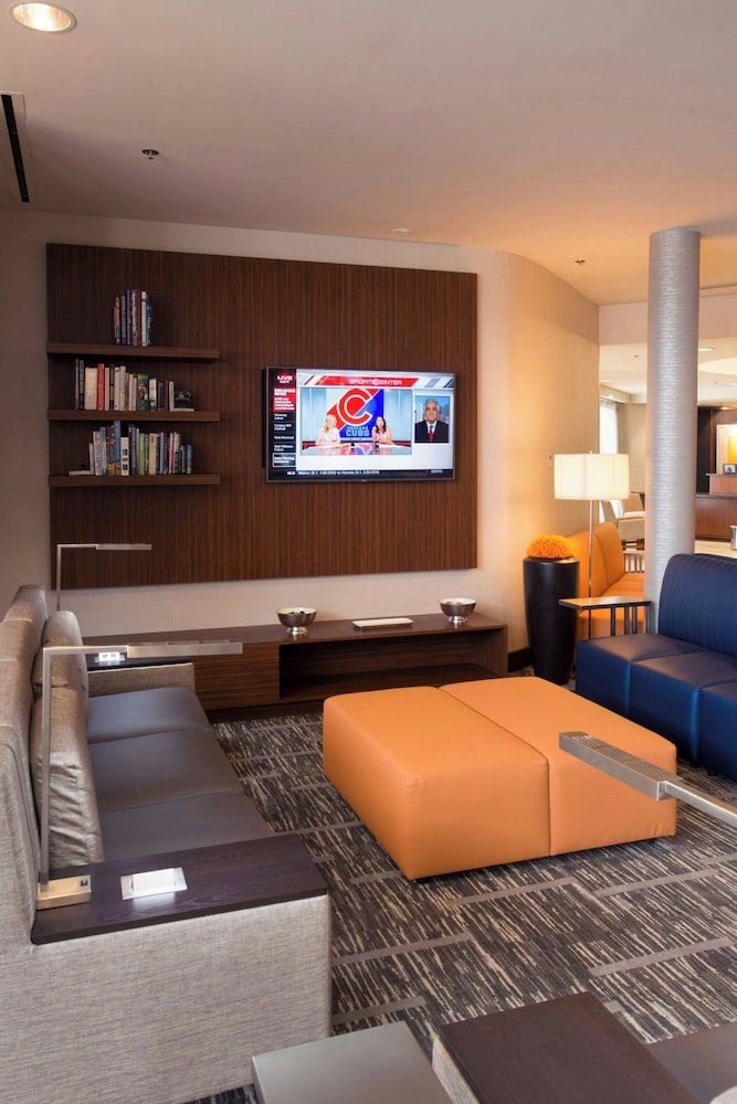 Courtyard by Marriott Canton - photo 5