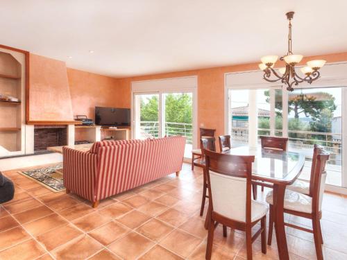 Holiday Home Dorian by Interhome — 4-Star Luxury Hotel in Palamos, Spain
