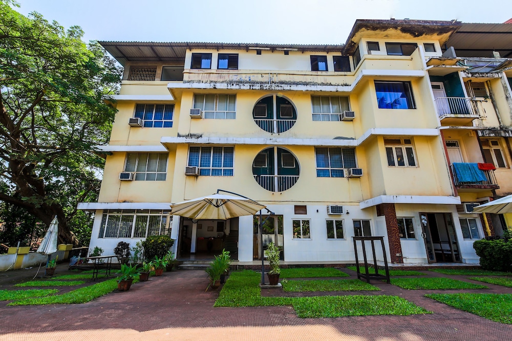 Oyo 18772 Hotel Shraddha — Mapuca