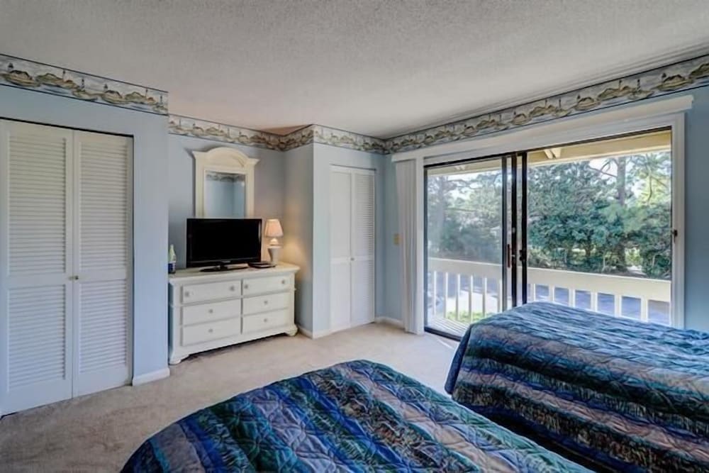 1623 Port Villa at The Sea Pines Resort - photo 5