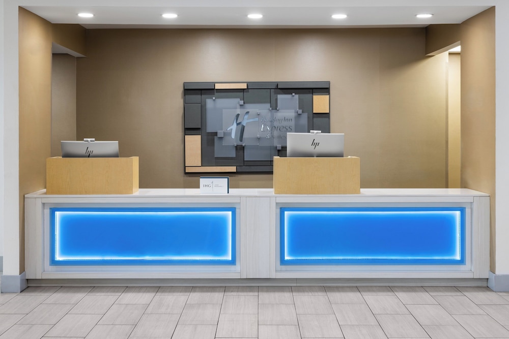 Holiday Inn Express Augusta Downtown by IHG - photo 37