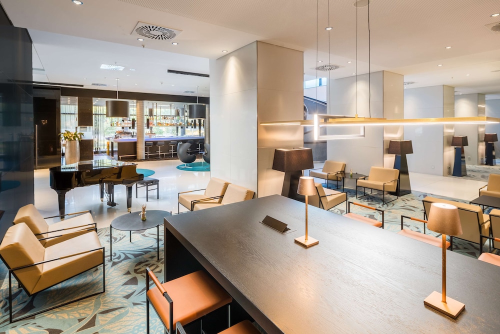 Radisson Blu Hotel Hamburg — 4-Star Luxury Hotel in Hamburg, Germany