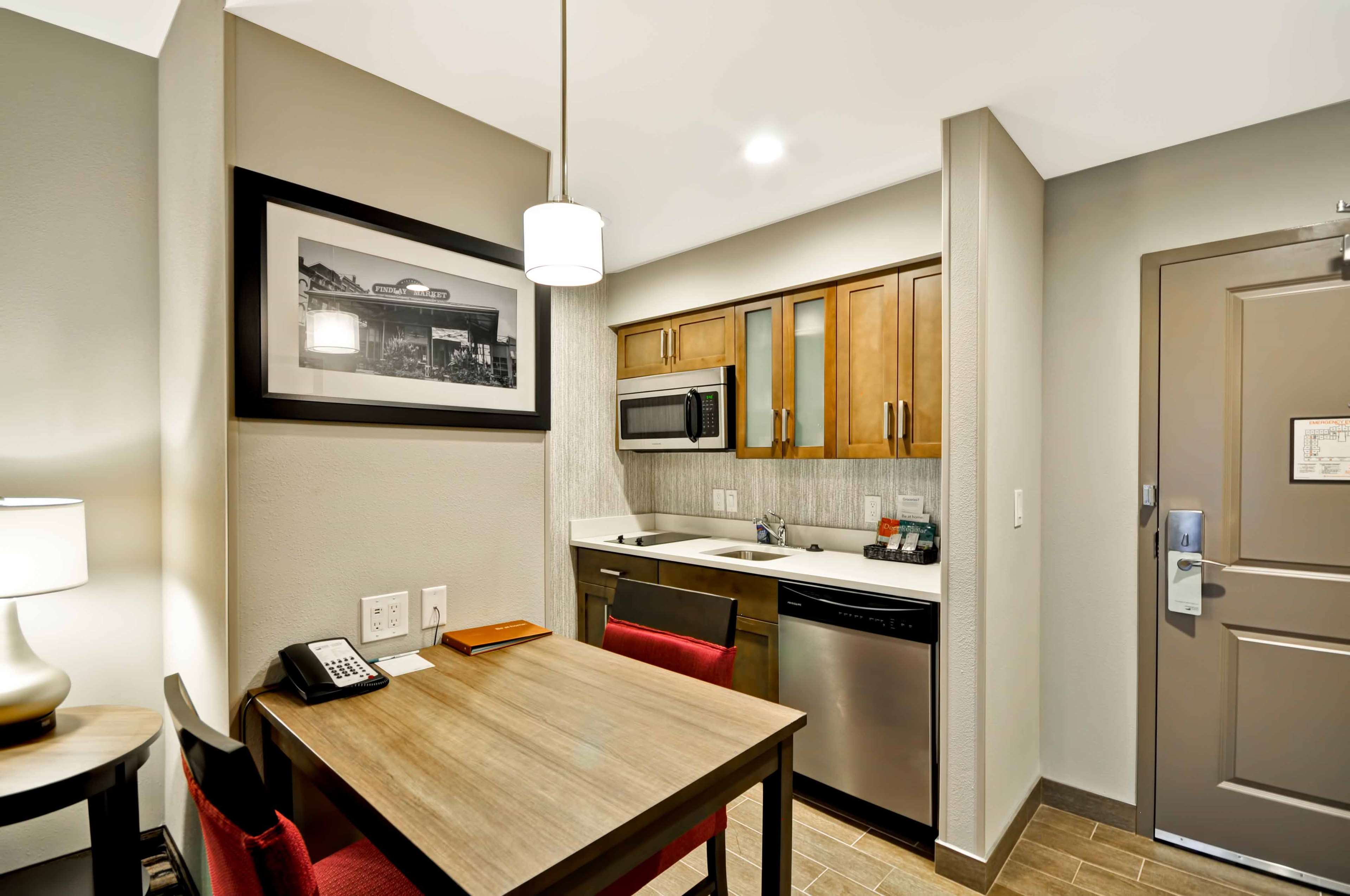 Homewood Suites by Hilton Cincinnati West Chester - photo 28