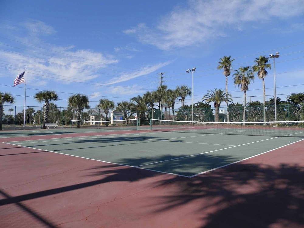 Emerald Towers II by Southern Vacation Rentals - photo 16