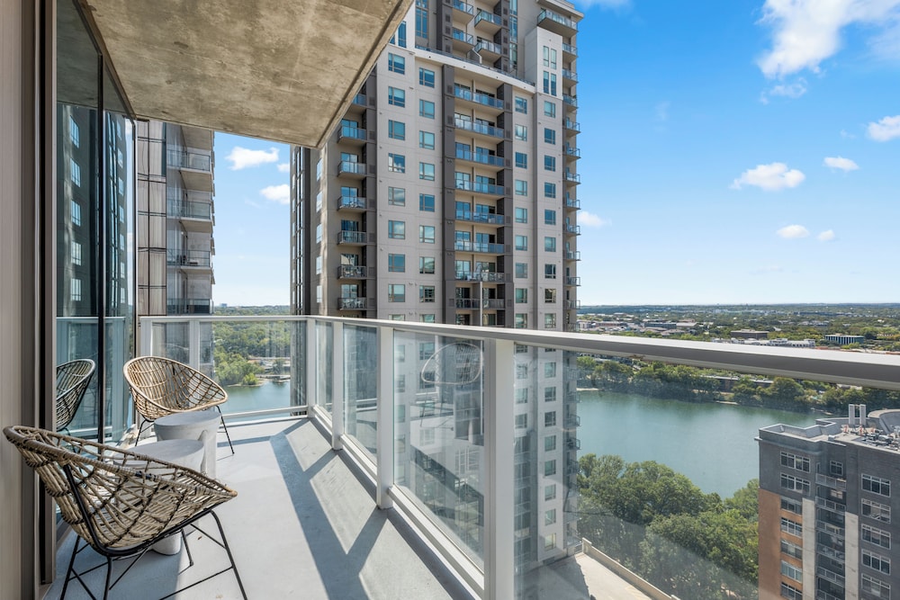 Austin Condo Hotel - photo 650