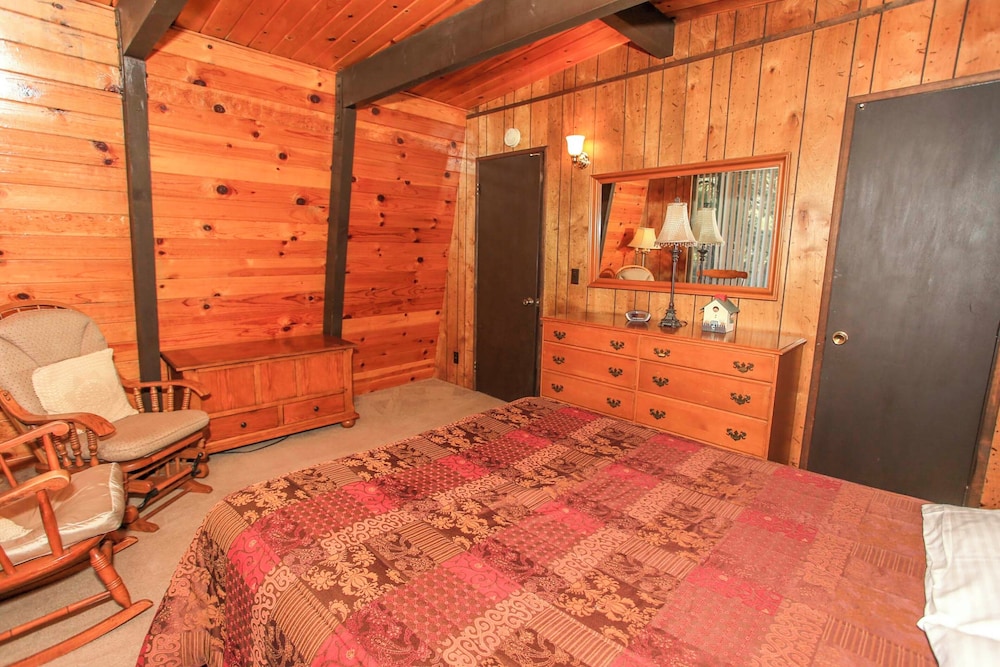 A Humble Hilltop Hideaway - photo 8