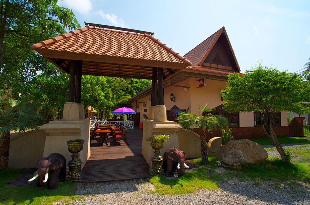 Boom Boom Beach Resort Laem Sing in Chanthaburi, Thailand