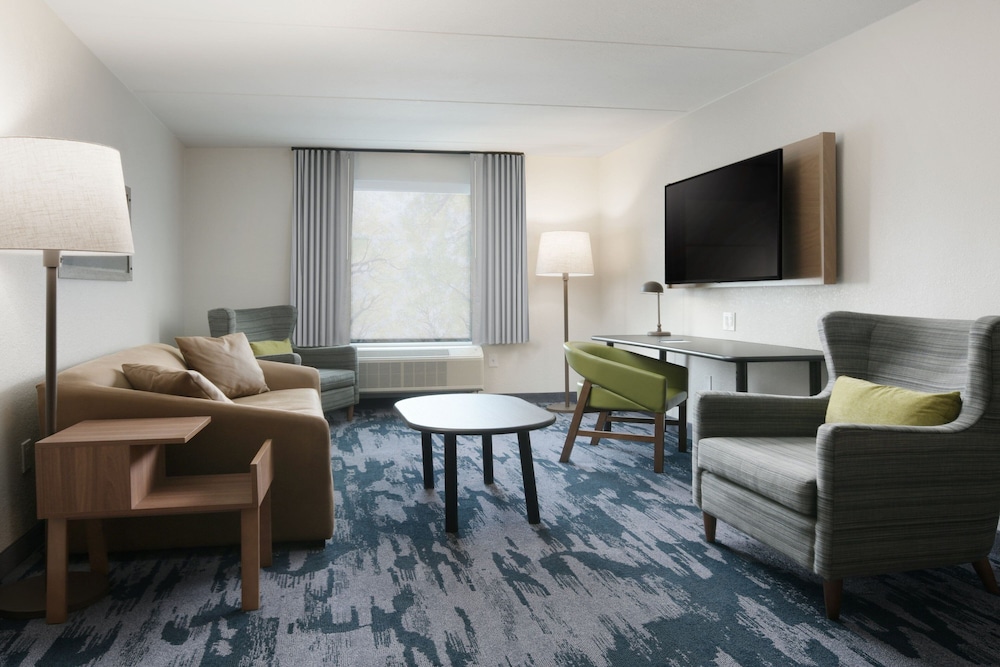 Fairfield Inn & Suites by Marriott Pottstown Limerick - photo 9