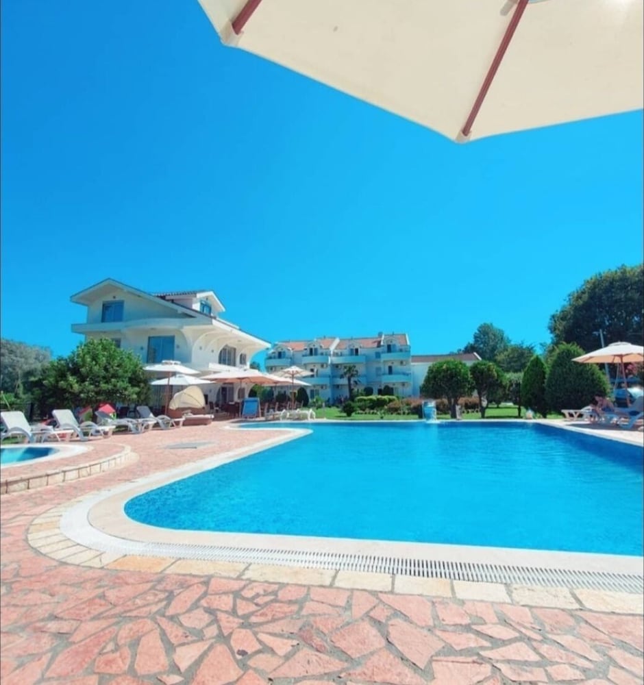 Hotel Comfort - carbon neutral hotel in Ulcinj