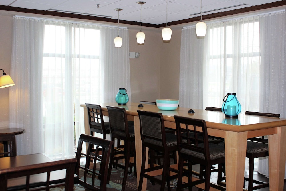 Hampton Inn Gallipolis - photo 4