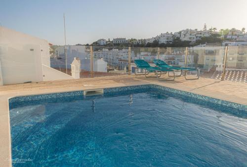 Cozy Pool House — 4-Star Luxury Hotel in Carvoeiro, Portugal