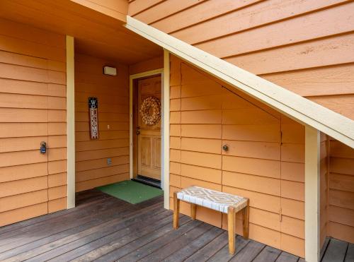 153 McCloud The perfect location Enjoy the sun drenched deck in Incline Village, United States