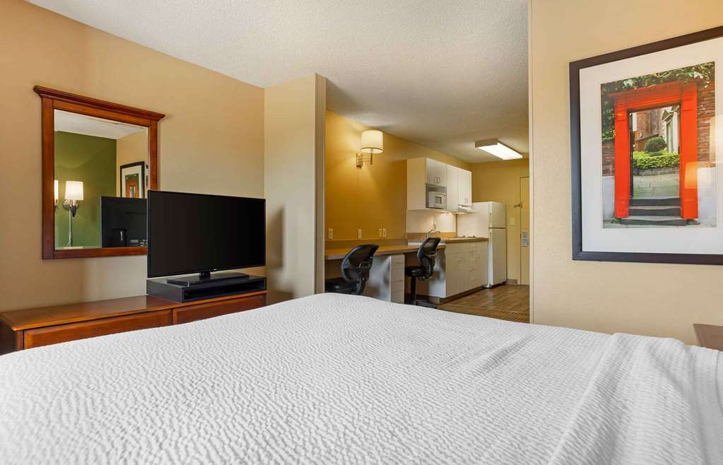Extended Stay America Select Suites Houston Sugar Land - photo 28