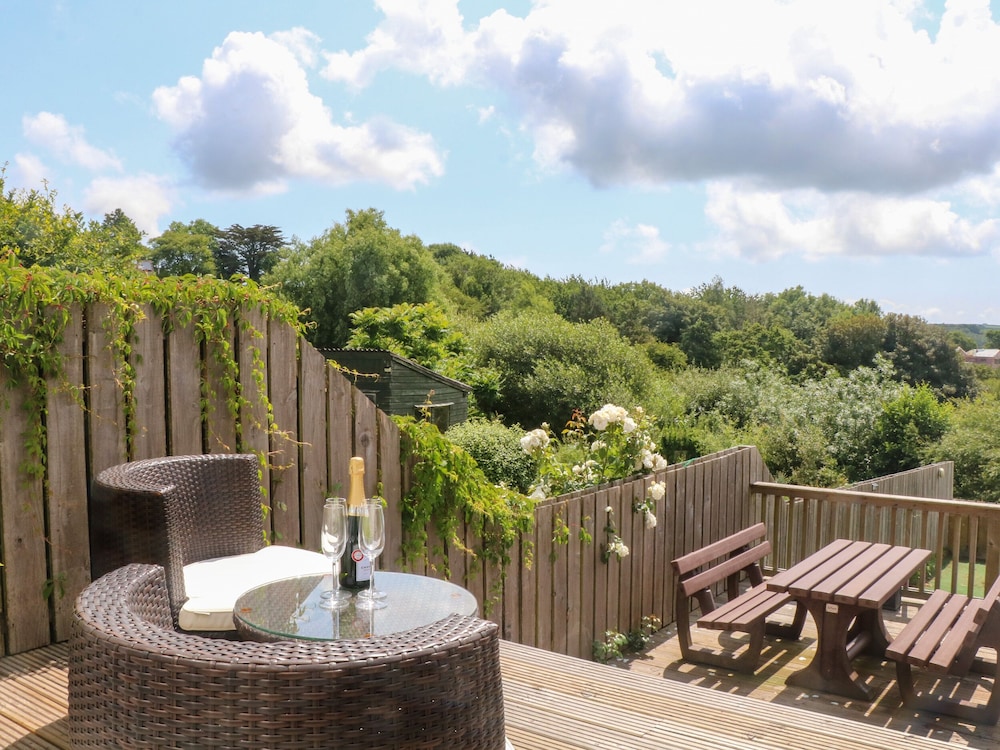 Poppy Cottage — 4-Star Luxury Hotel in Dartmouth, United Kingdom