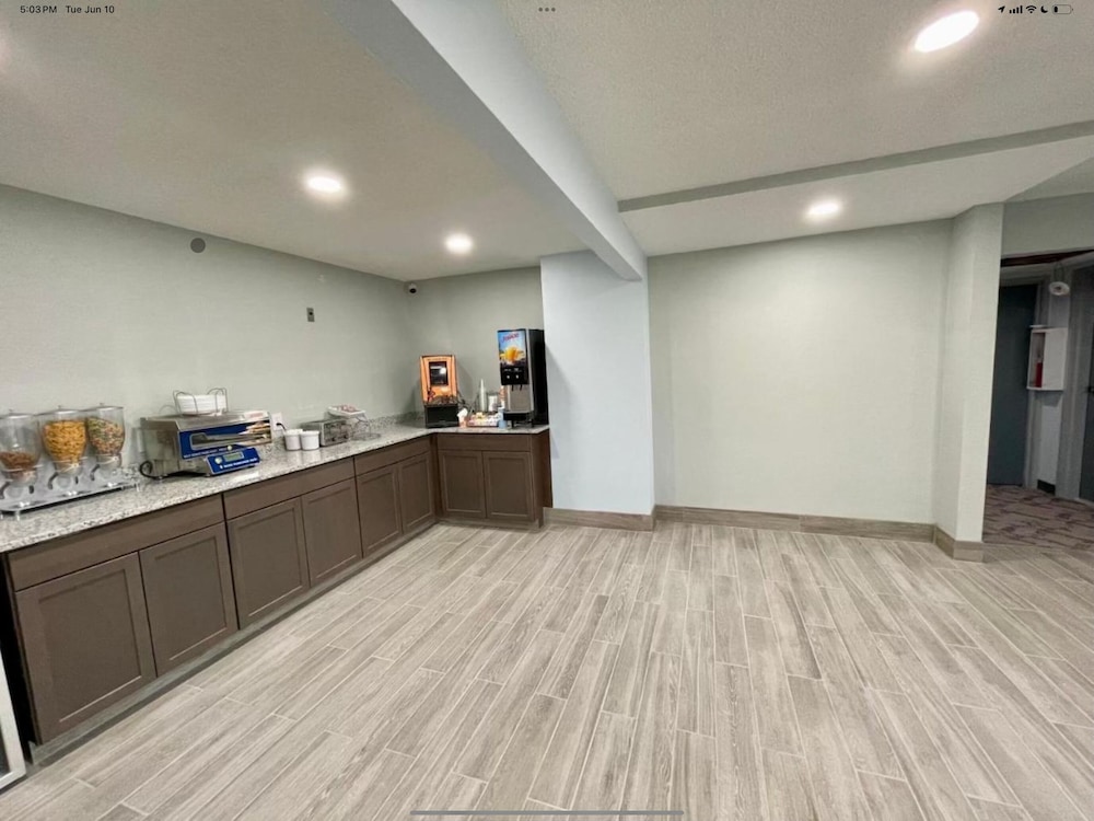 Travelodge by Wyndham Lamoni - photo 12