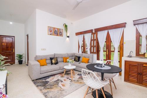 Couzy Luxurious Malindi Town One bedroom Appartment — 4-Star Luxury Hotel in Malindi, Kenya