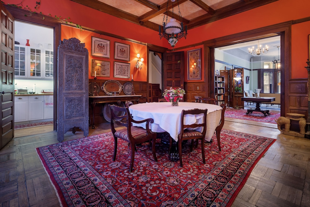 Suites in a Manhattan Mansion - photo 32
