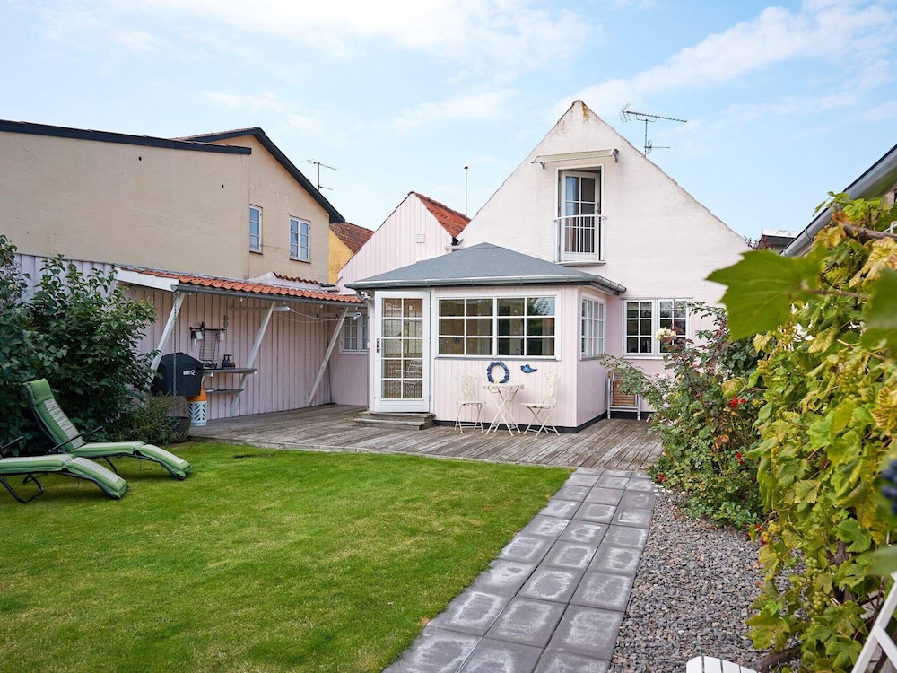 Cozy Home In Nexø With Kitchen — 4-Star Luxury Hotel in Nexo, Denmark