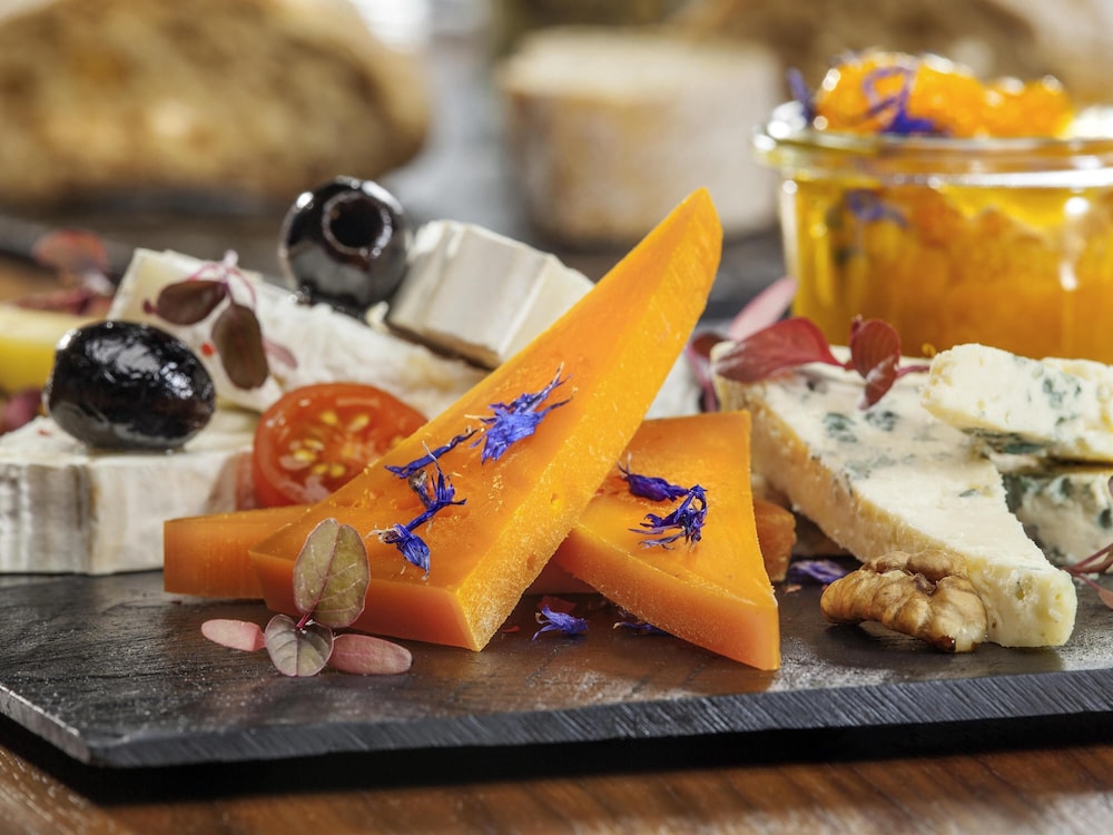 מזון ומשקאות