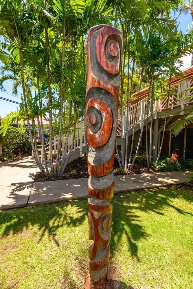 Aina Nalu C107 2 Bedroom Condo By Redawning — 4-Star Luxury Hotel in Lahaina, United States