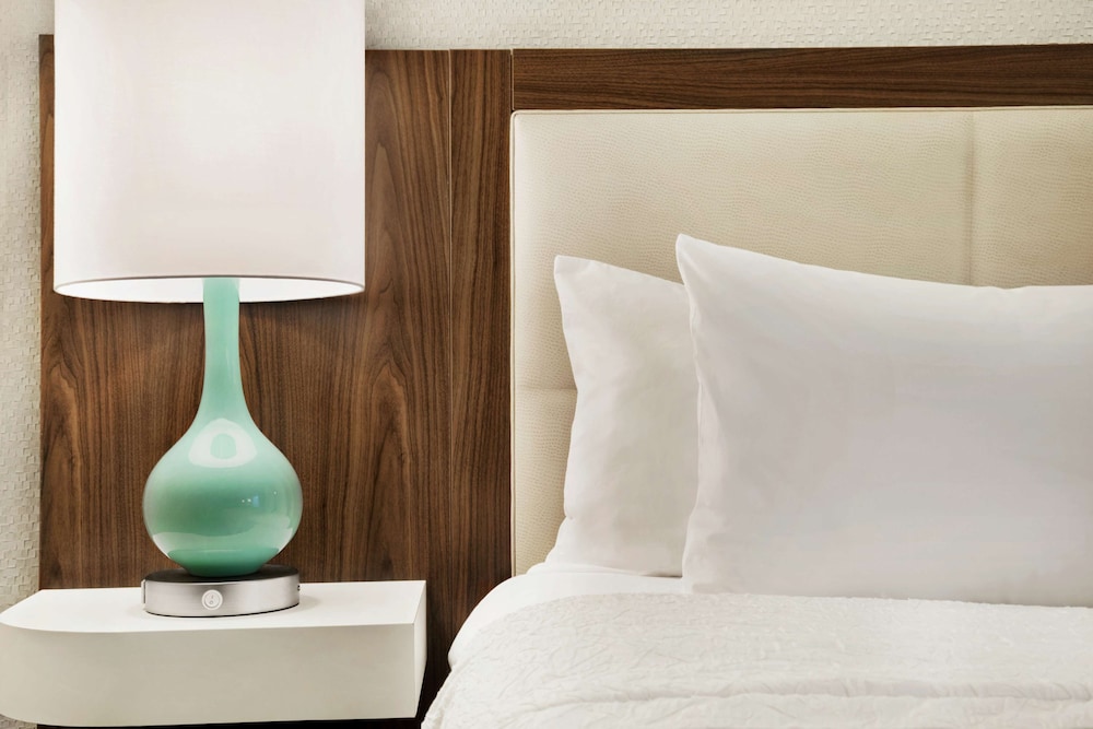 Hampton Inn Findlay - photo 6