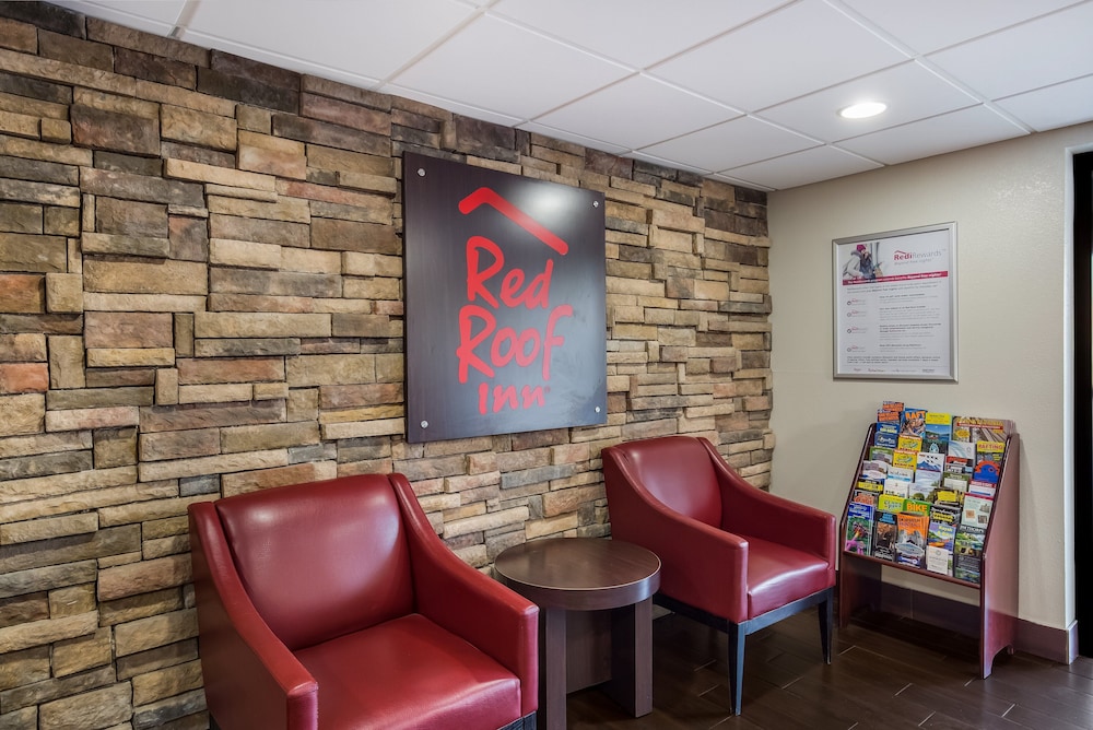 Red Roof Inn Allentown South - photo 6