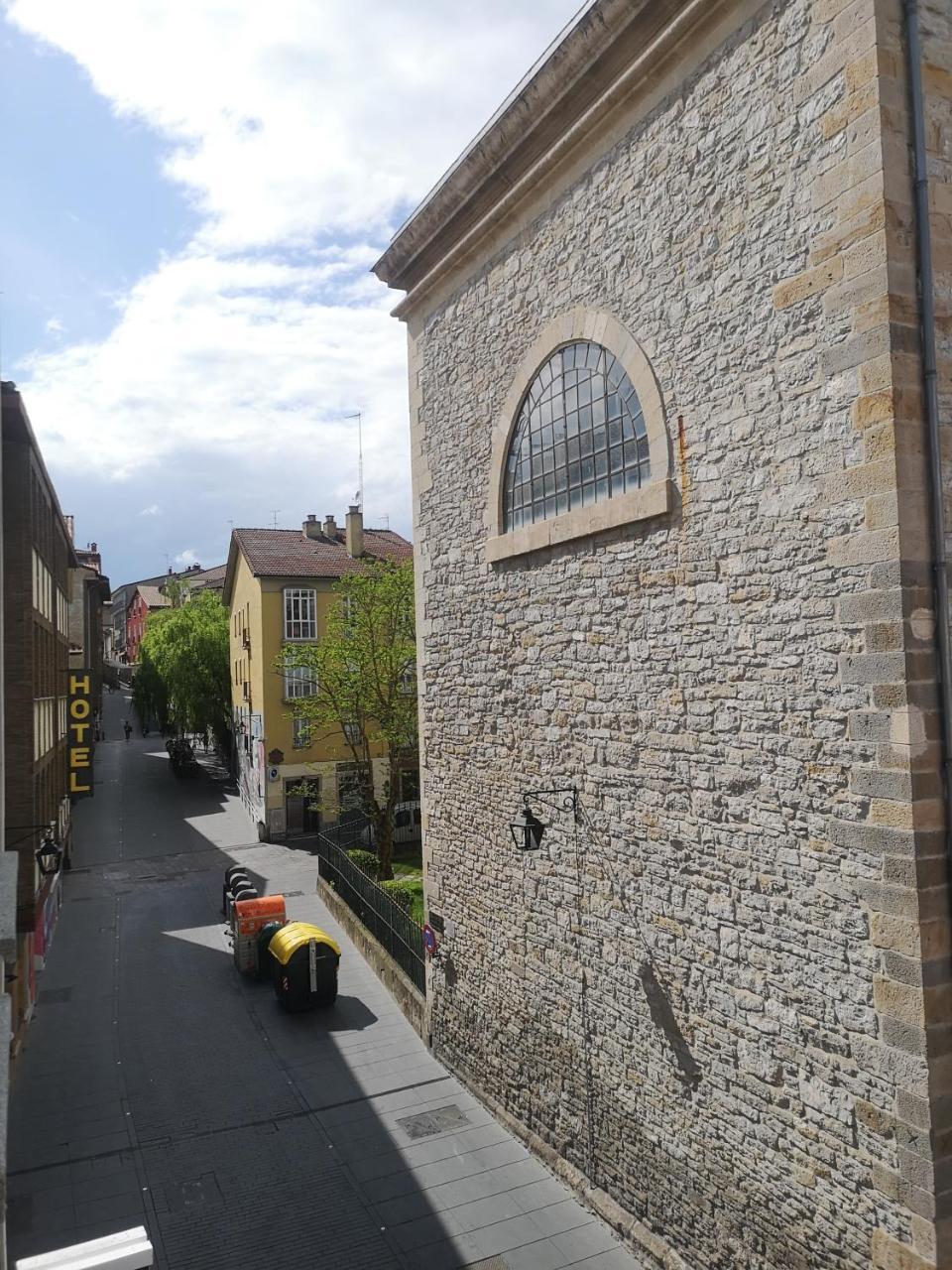 Vive Vitoria En La Almendra Medieval 1o — Gasteiz Vitoria