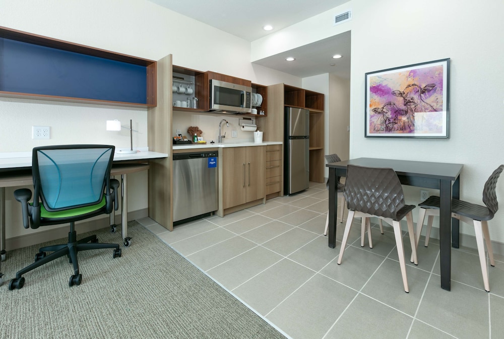 Home2 Suites by Hilton El Campo - photo 7