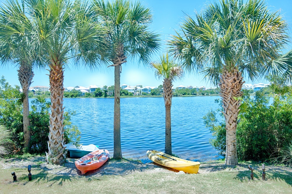 Carillon Beach Resort Inn - photo 29