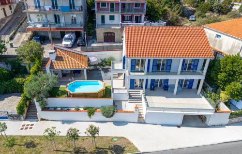House 25 — 4-Star Luxury Hotel in Marina, Croatia