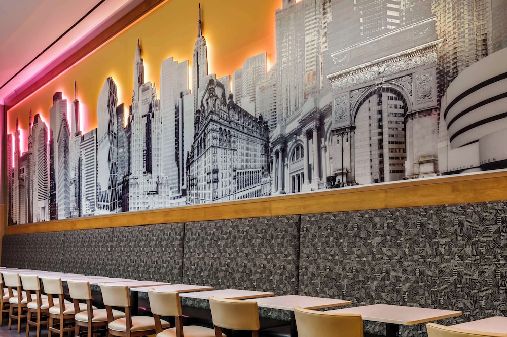 Hampton Inn Manhattan Times Square Central - photo 33