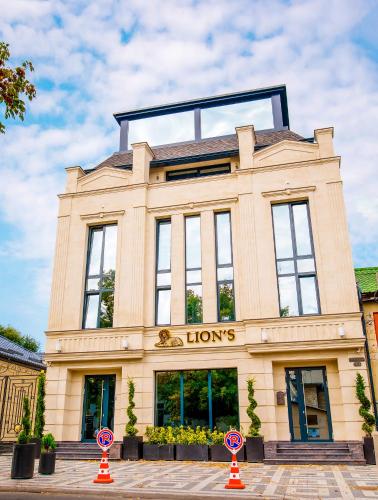 Lion S Hotel — Chisinau