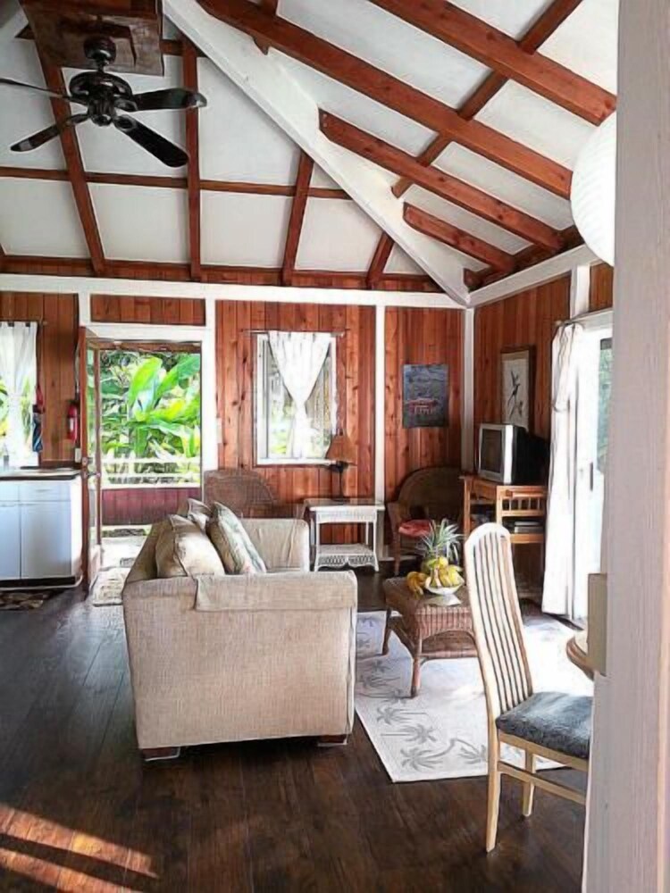 Hale Kukui Orchard & Cottages - photo 16