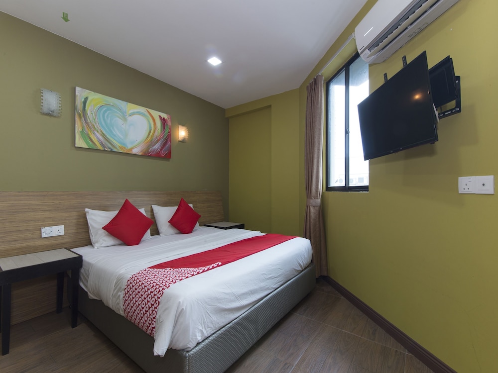 Oyo 228 Basic Hotel - last minute hotel in Kota Kinabalu